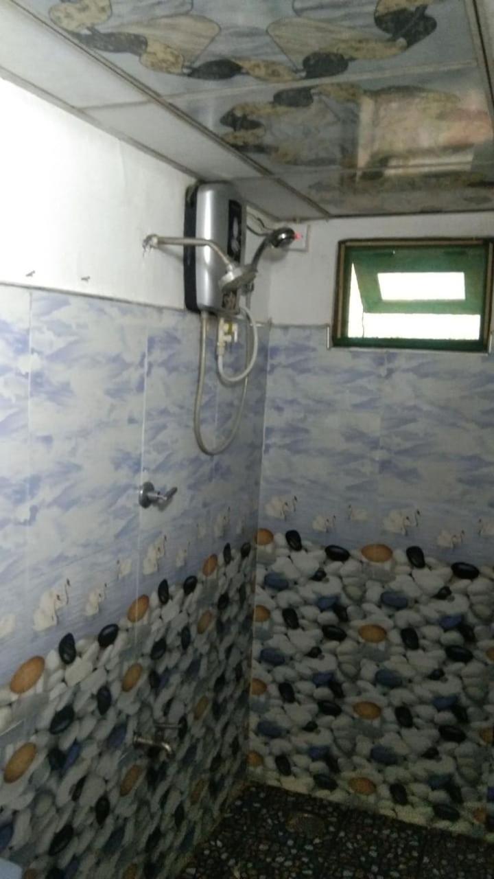 Ella Kumi Hostel Luaran gambar