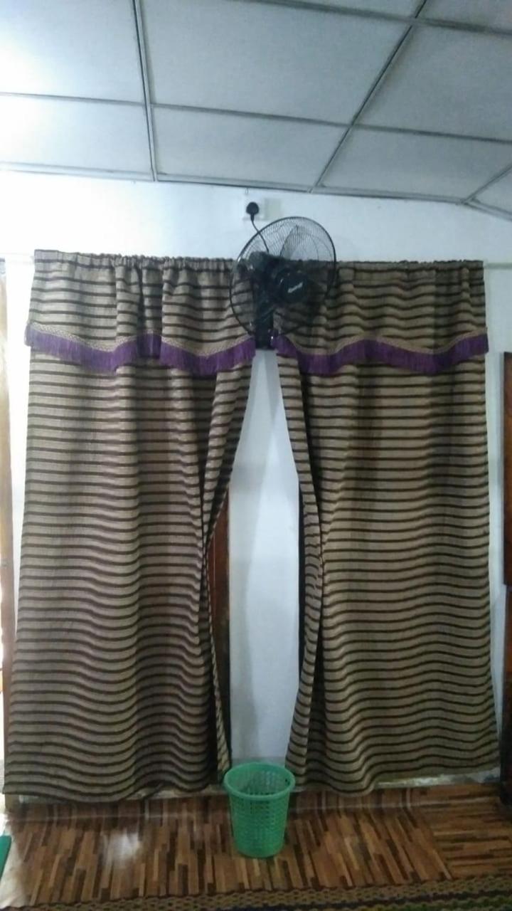 Ella Kumi Hostel Luaran gambar