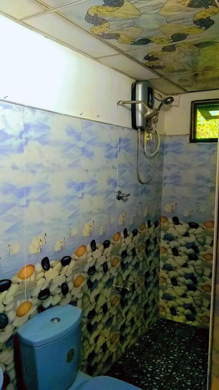Ella Kumi Hostel Luaran gambar